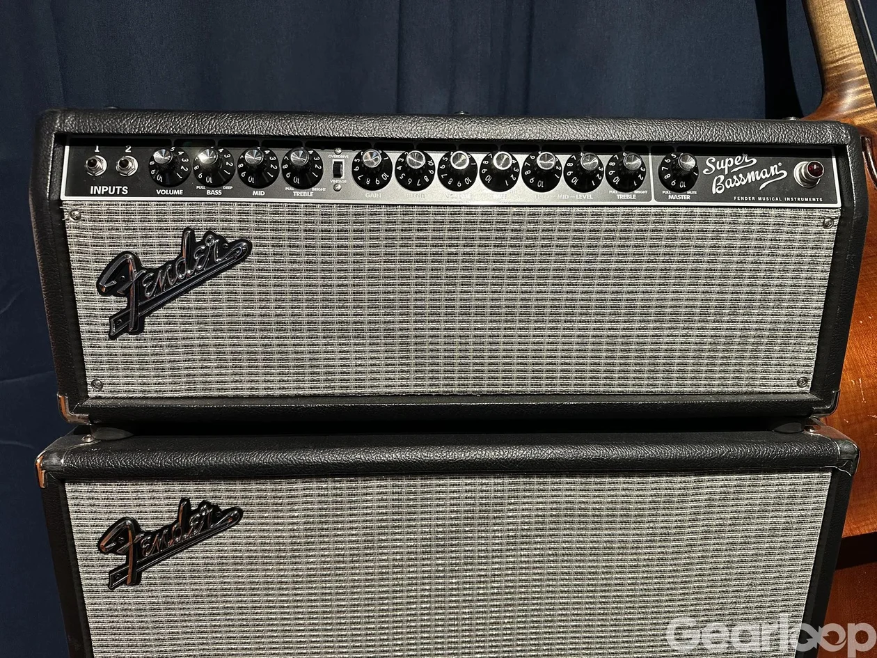 Fender Super Bassman 300 och Fender 610 Neo låda inkl. hardcase - bild 2