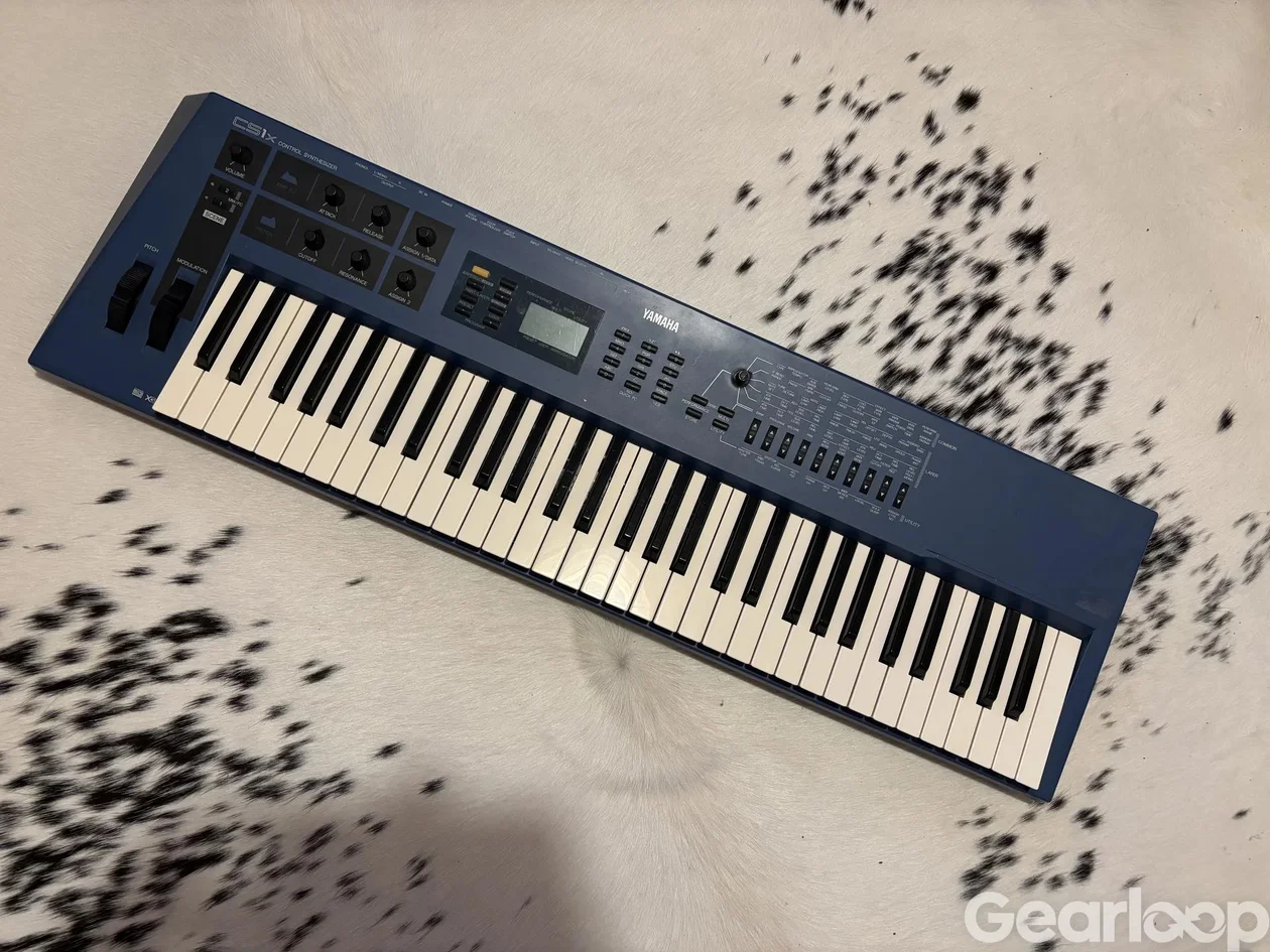 Yamaha CS1x - bild 2