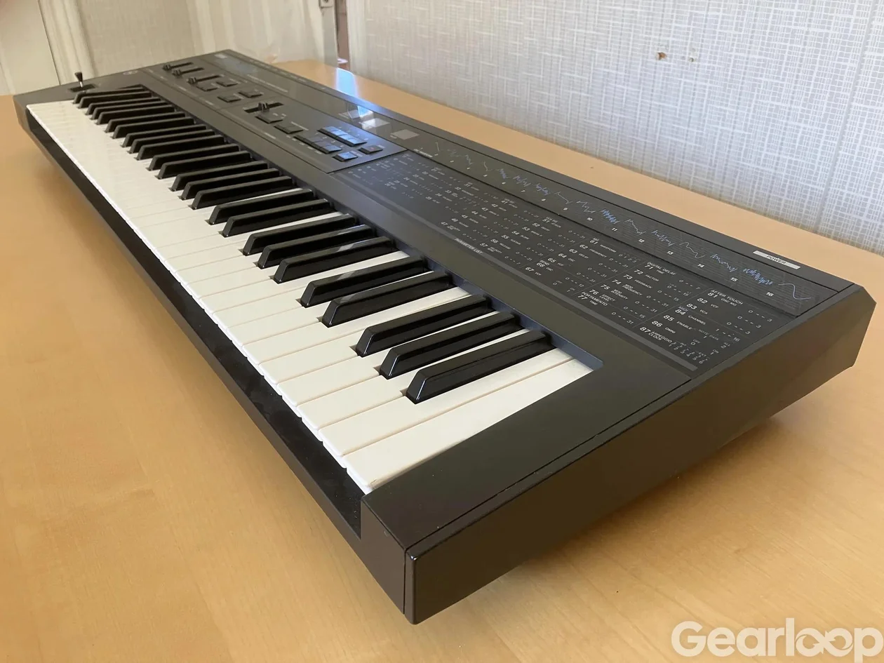 Korg DW-8000 (defekt midi ut) - bild 3