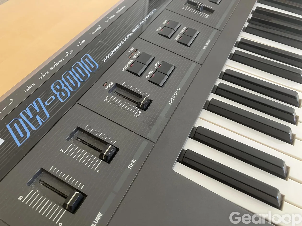 Korg DW-8000 (defekt midi ut) - bild 2