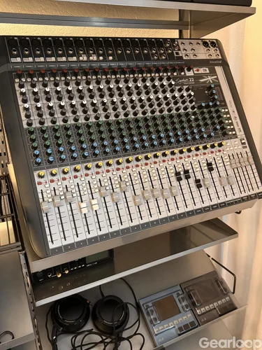 Soundcraft Signature 22 MTK