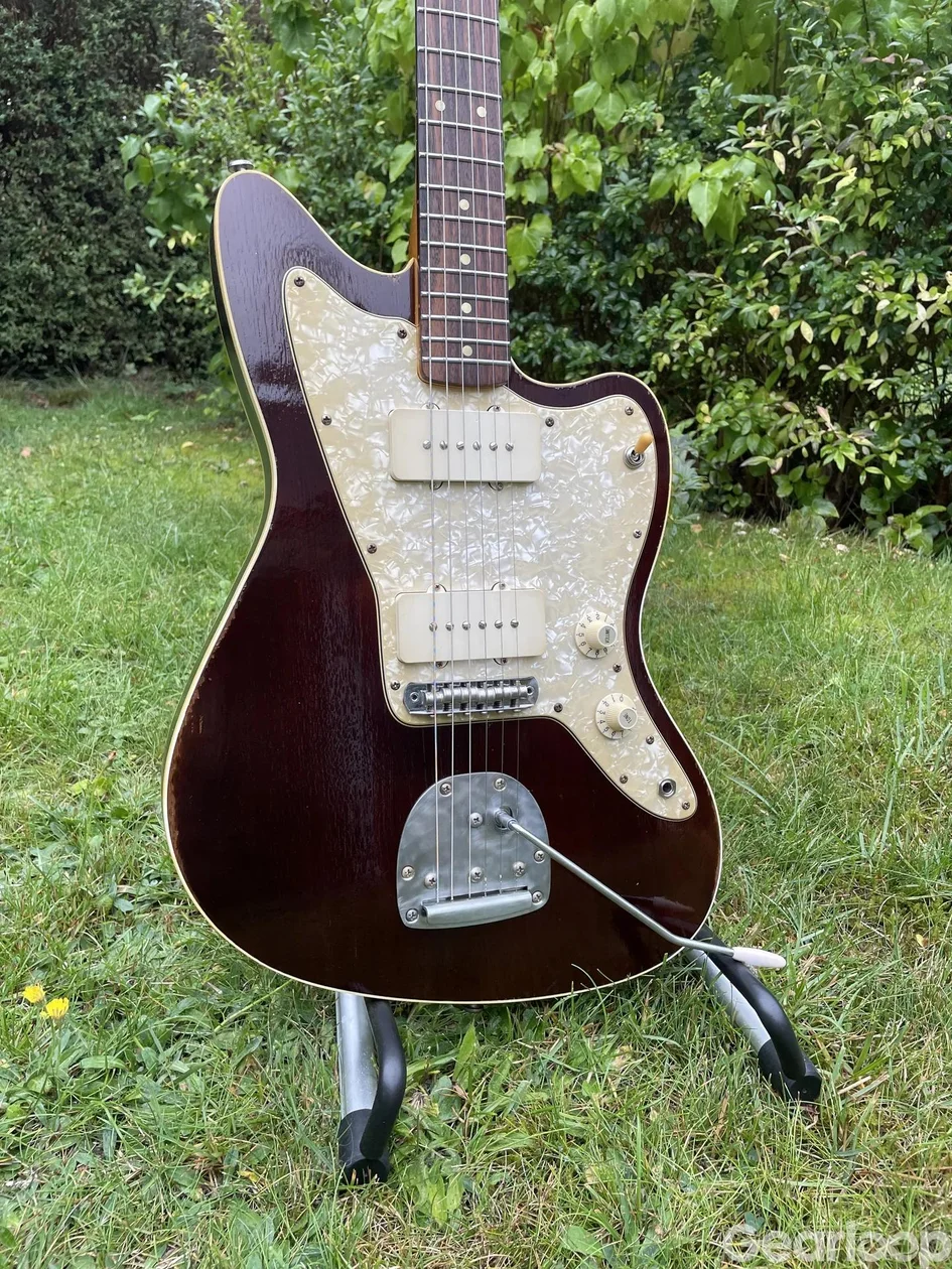 Jazzmaster mod Nitrorelic Dark Walnut dubble binding Roadworn - bild 1