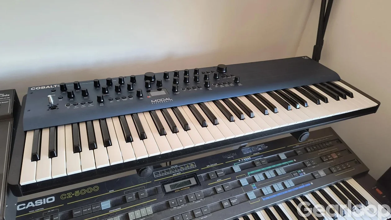 Modal Cobalt 8X - flaggskeppsmodell i nyskick - bild 1