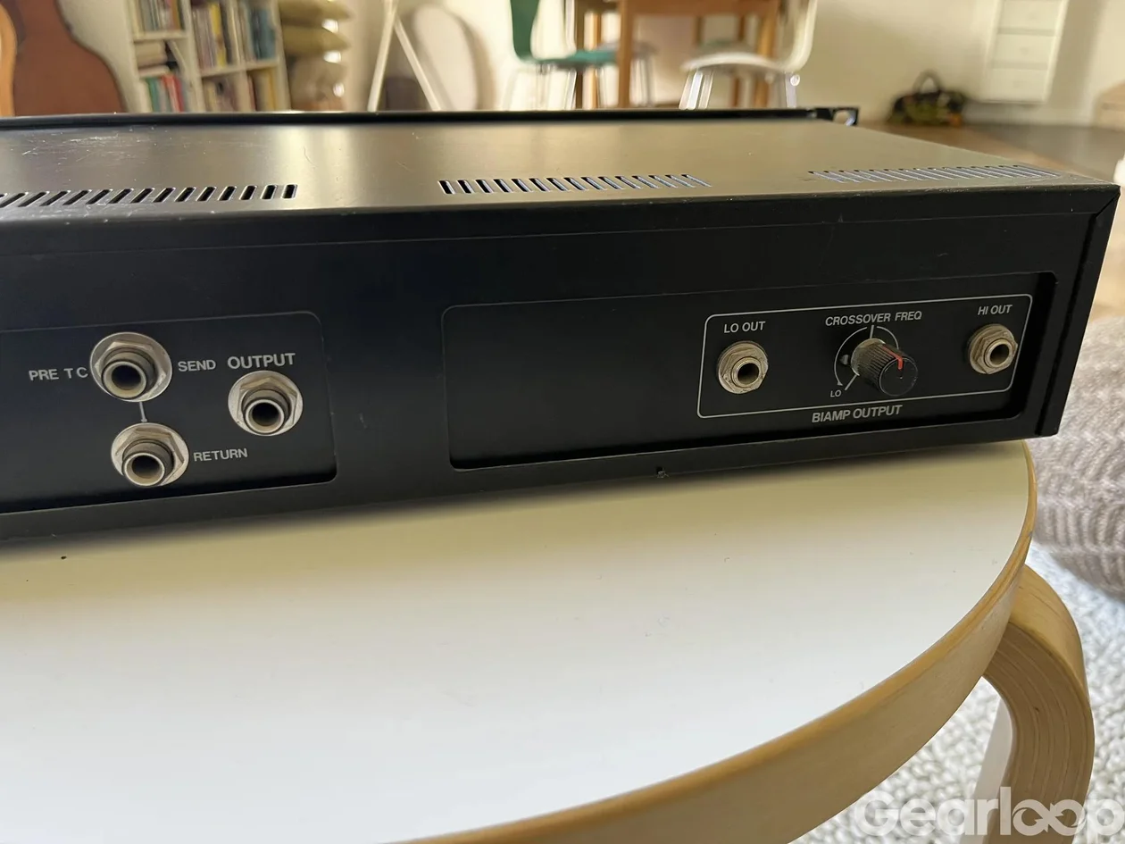 Roland SIP-305 Bass Guitar pre-amp - bild 2
