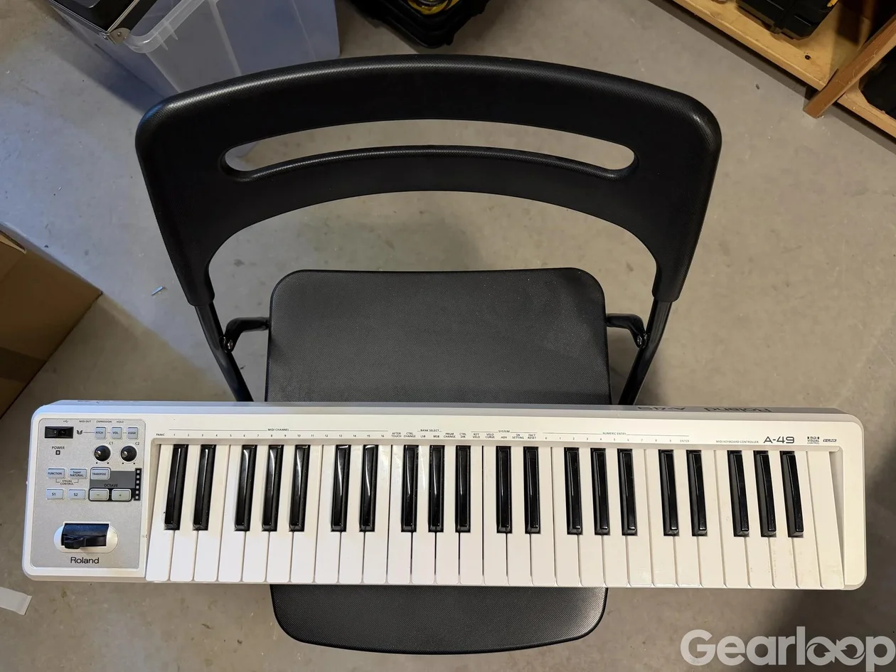 Roland A-49 - bild 1