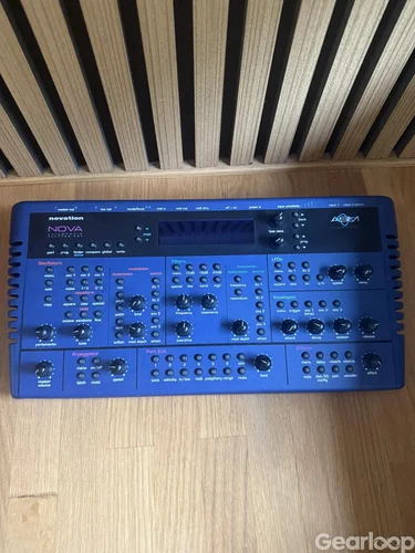 Novation Nova desktop