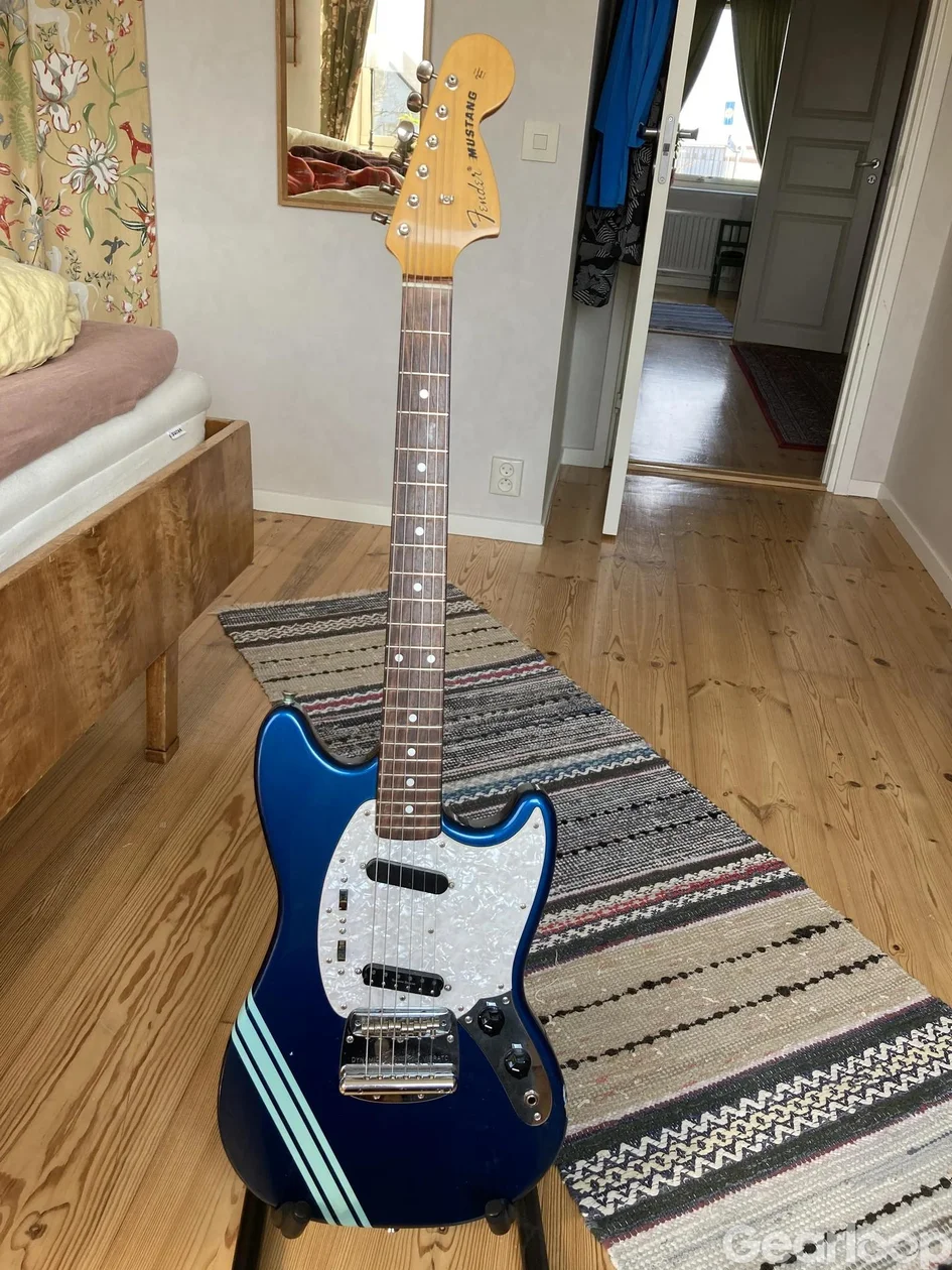 Fender Mustang CIJ - bild 1