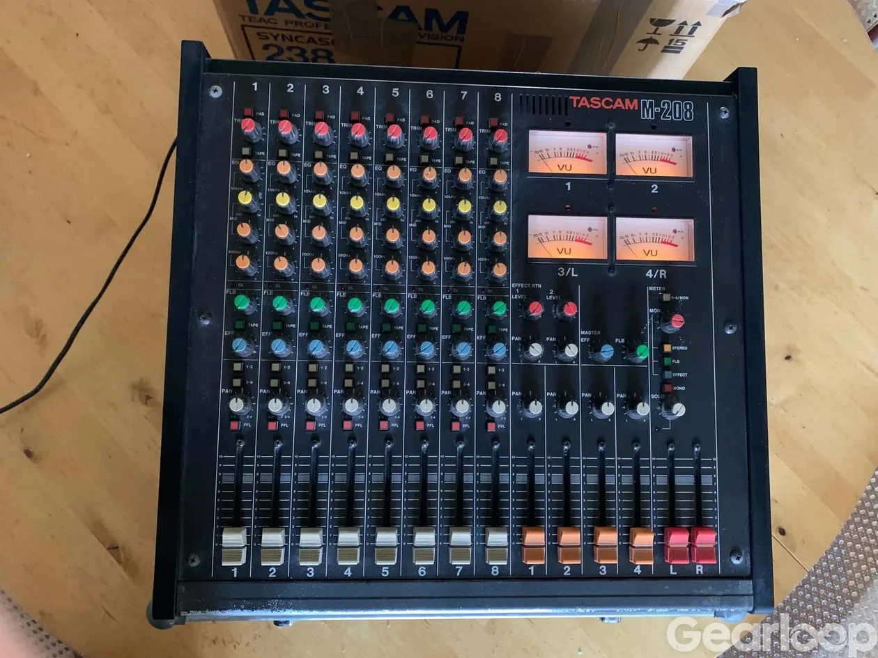 Tascam 238 Syncaset och M-208 Mixer - bild 2