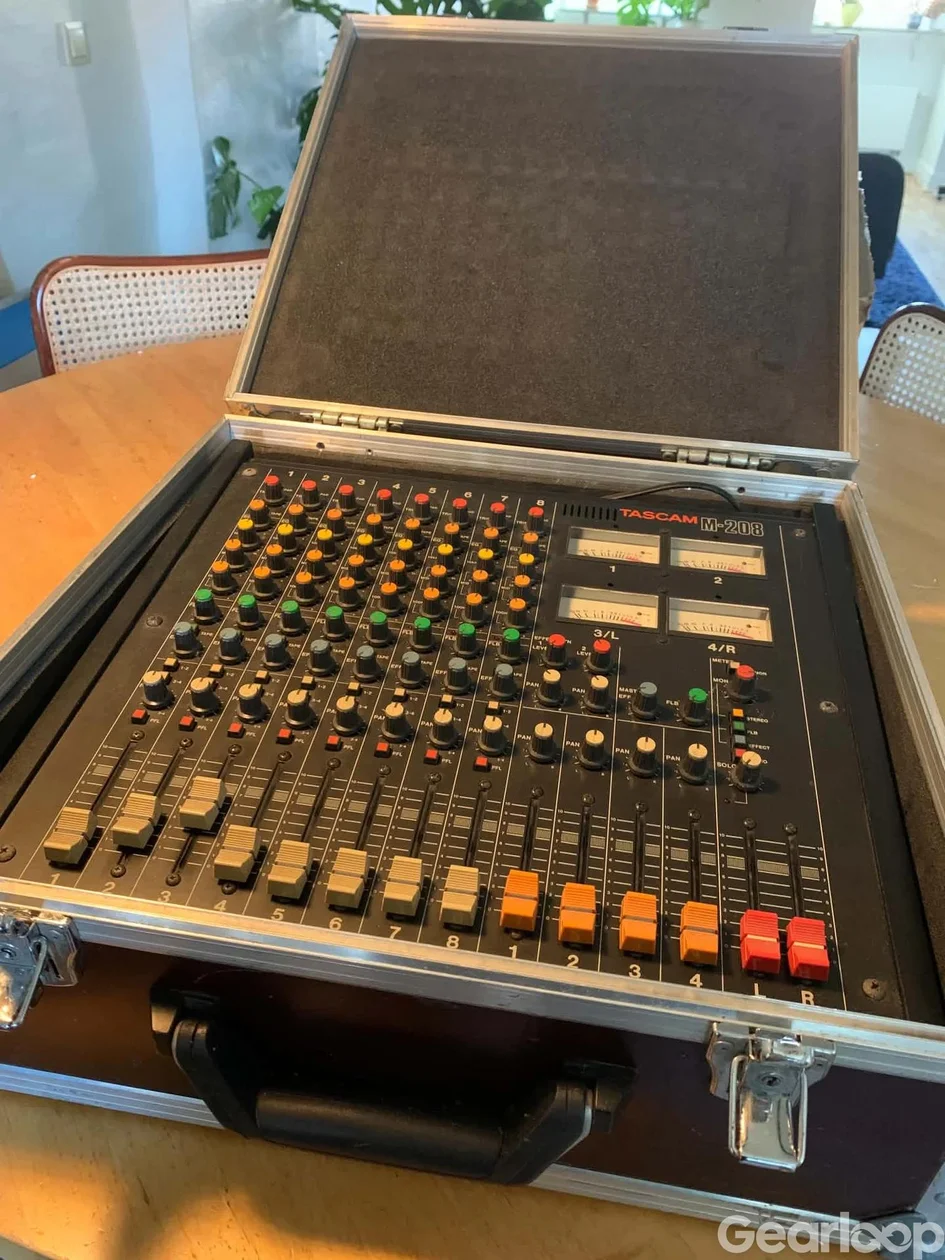 Tascam 238 Syncaset och M-208 Mixer - bild 3
