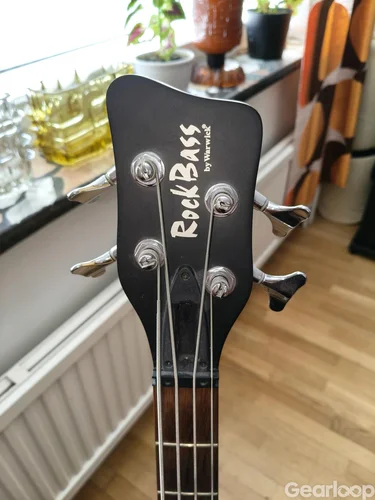 Rock Bass by Warwick