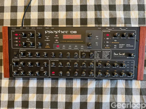 Dave Smith Prophet ’08 Desktop – analog klassiker