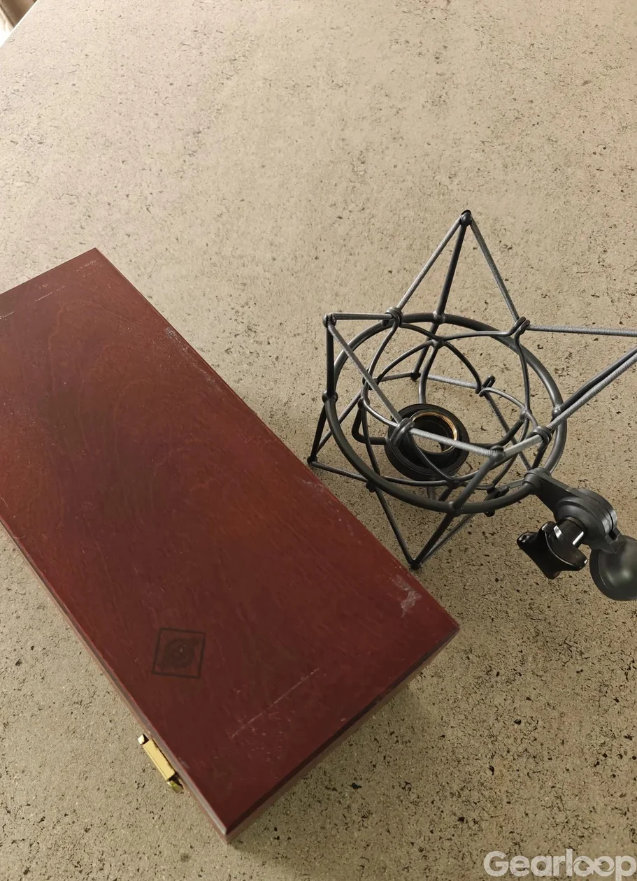 Neumann u87 med orginal shockmount - bild 2