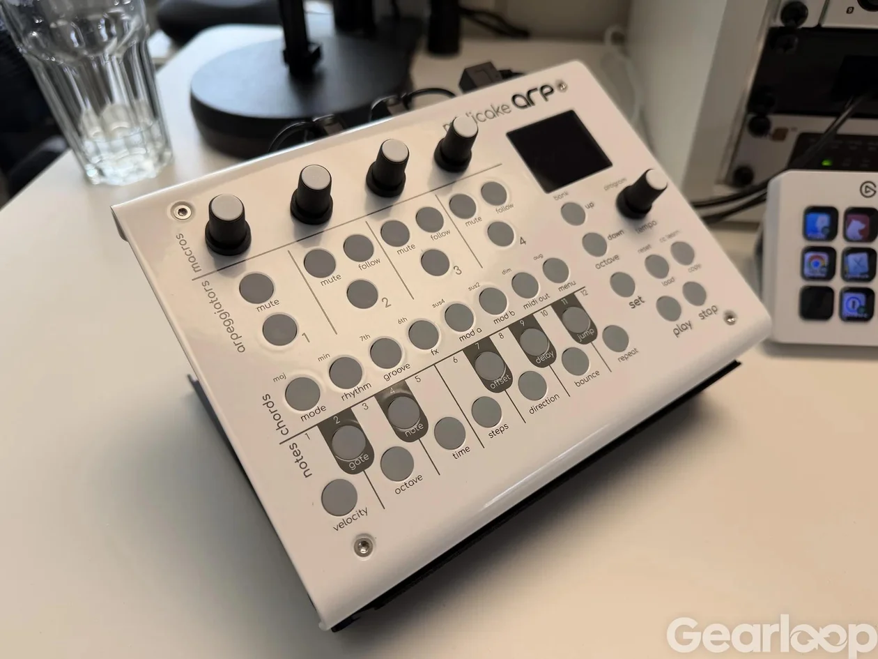 MIDICAKE ARP White – 4-spårs MIDI-arpeggiator/sequencer - bild 2