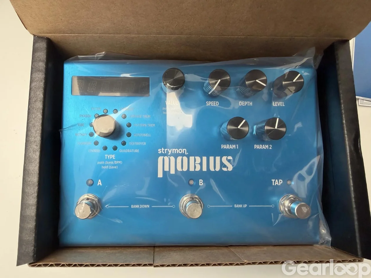 Strymon Mobius Modulation – absolut nyskick + kablar - bild 3