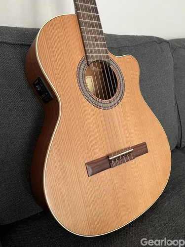Alhambra klassisk gitarr, cedertopp