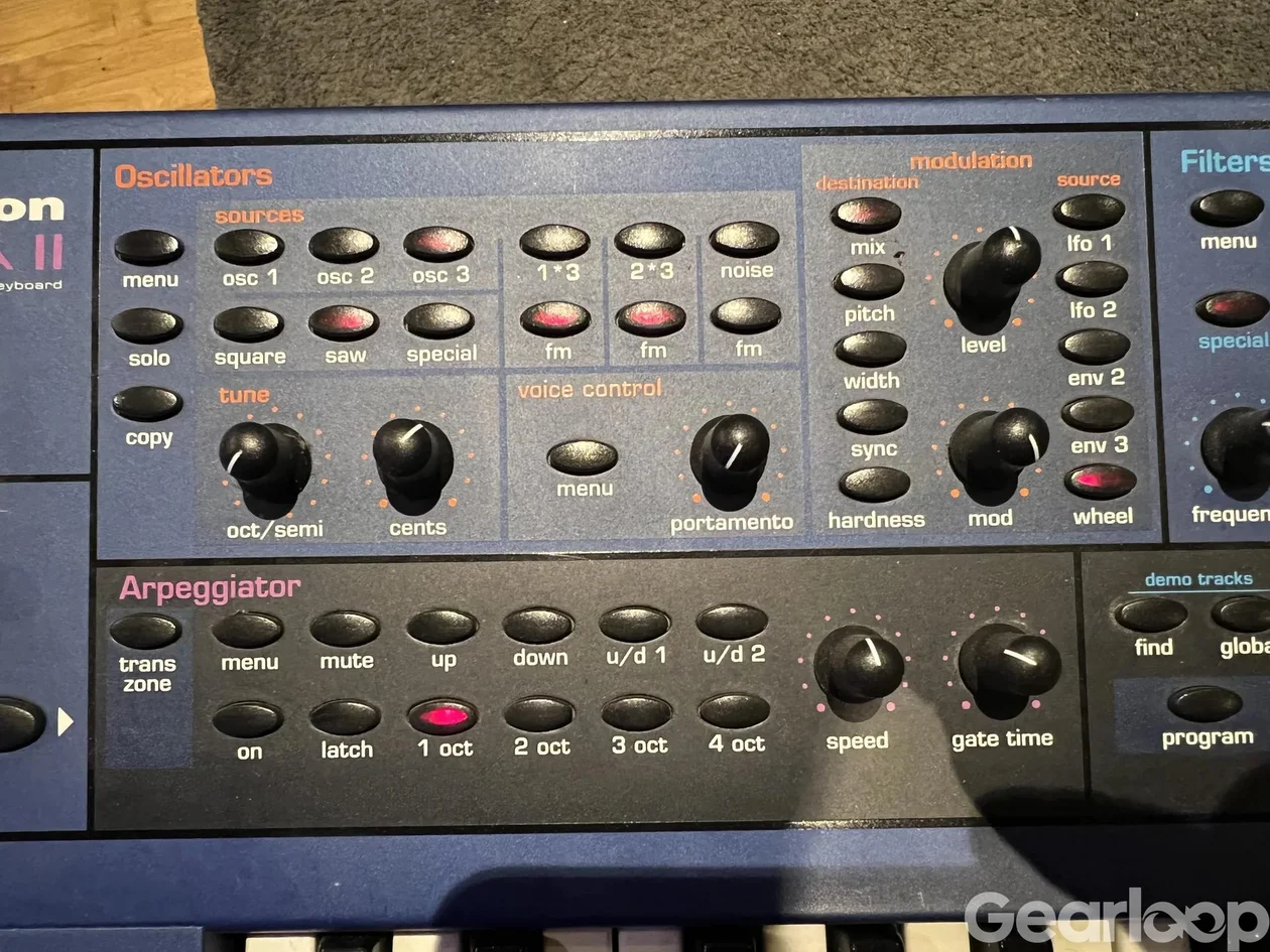 Novation Nova II X, med 24 röster - bild 2