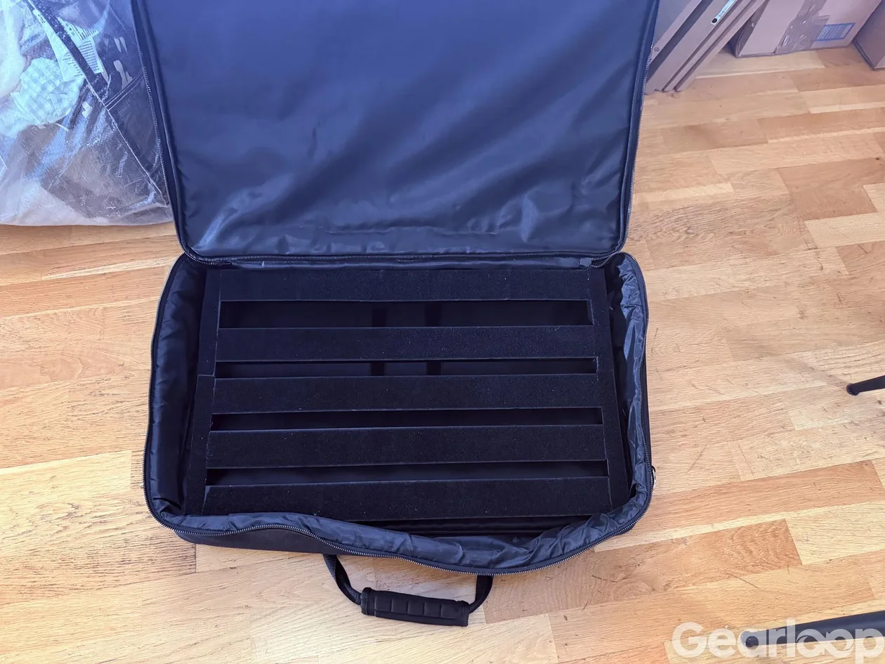 Pedaltrain novo 24 pedalbord + väska - bild 2