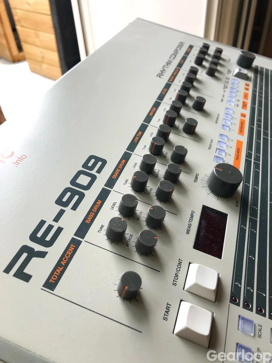 RE-909 - bild 2