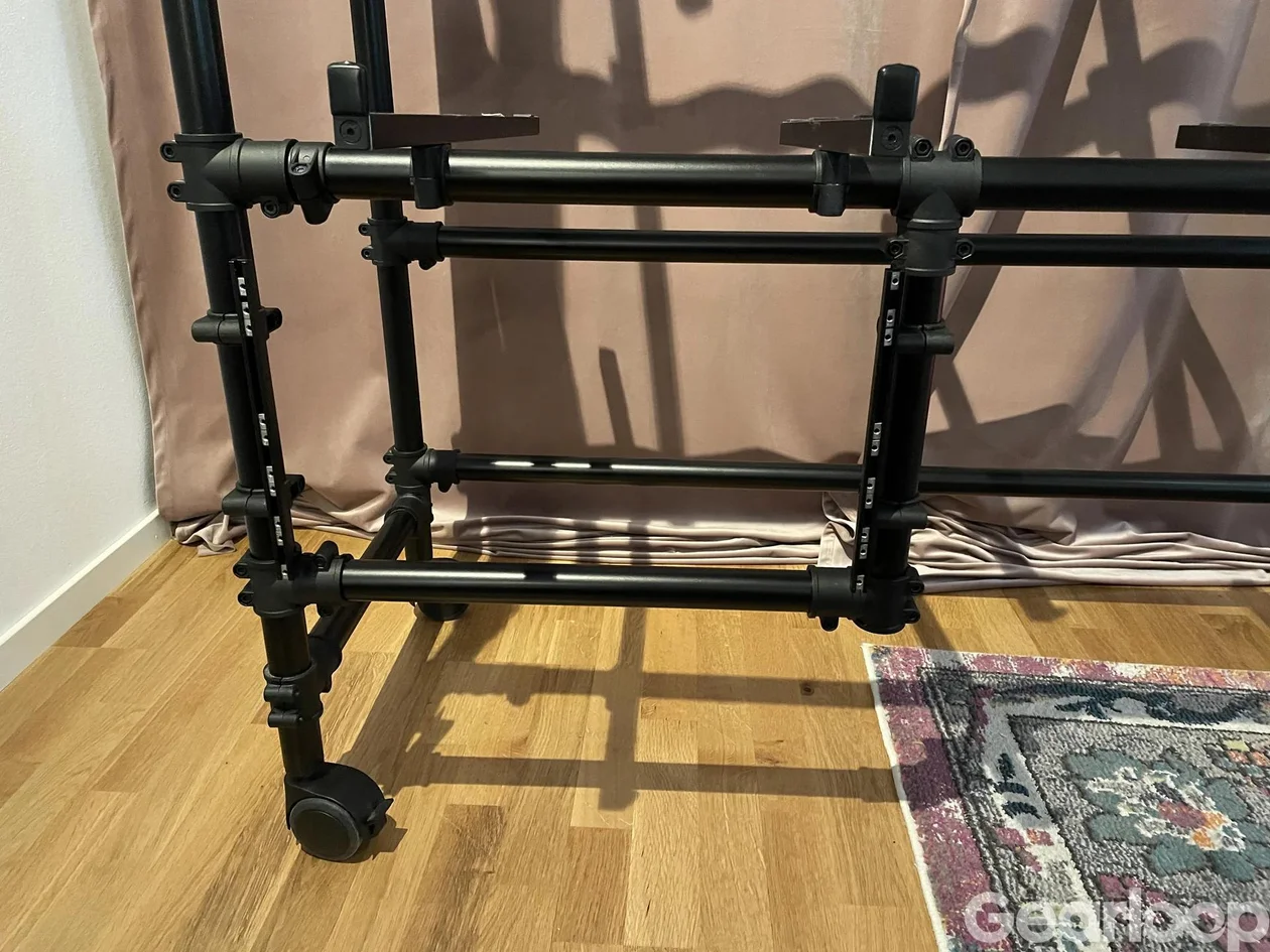 Jasper stativ med extra armar, hjul, michållare & 19 tum 6U - bild 2
