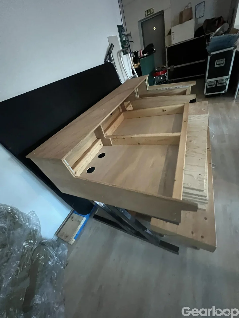 Studiobord till mixerbord med rack och ställning - bild 1