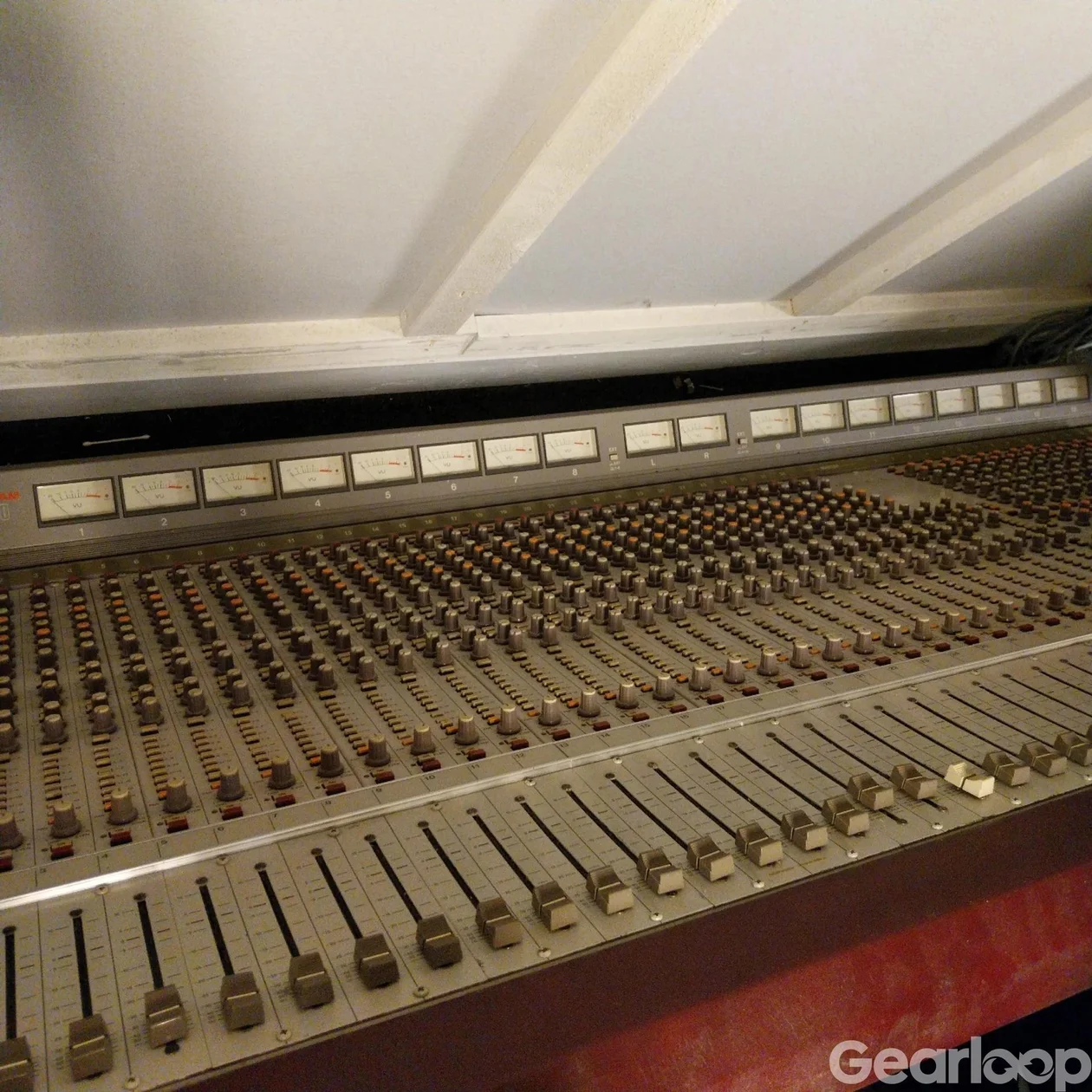 Tascam M600 - bild 1