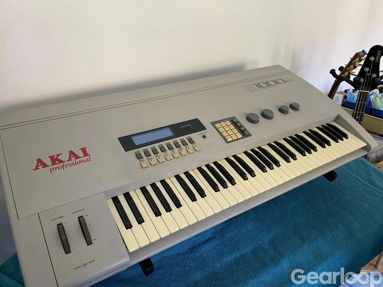 Akai S1000KB - bild 1