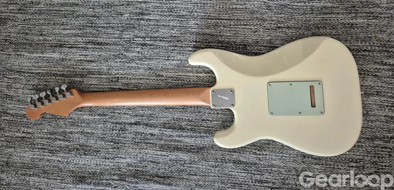 Fender Stratocaster MIJ 89-90 ( US pickups) - bild 2