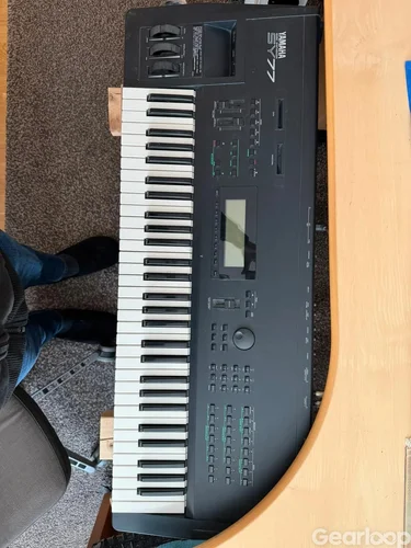 Yamaha SY77 Synthesizer Keyboard 61-Keys Black - Slussen, Malmö
