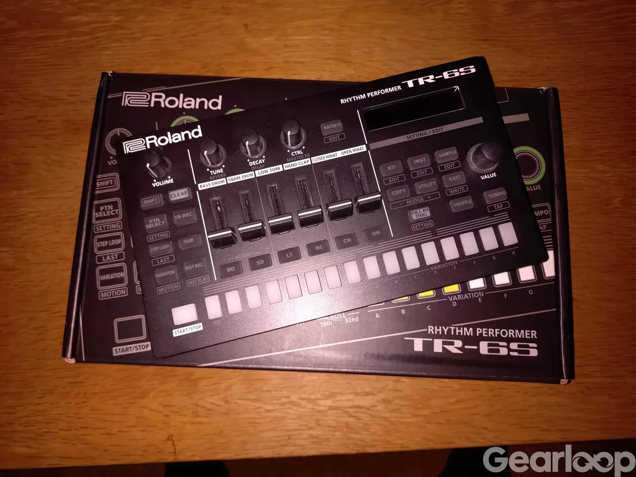 Keystep Pro, TR-6S, Volca Sample/FM, NanoCompressor m.m. - bild 3