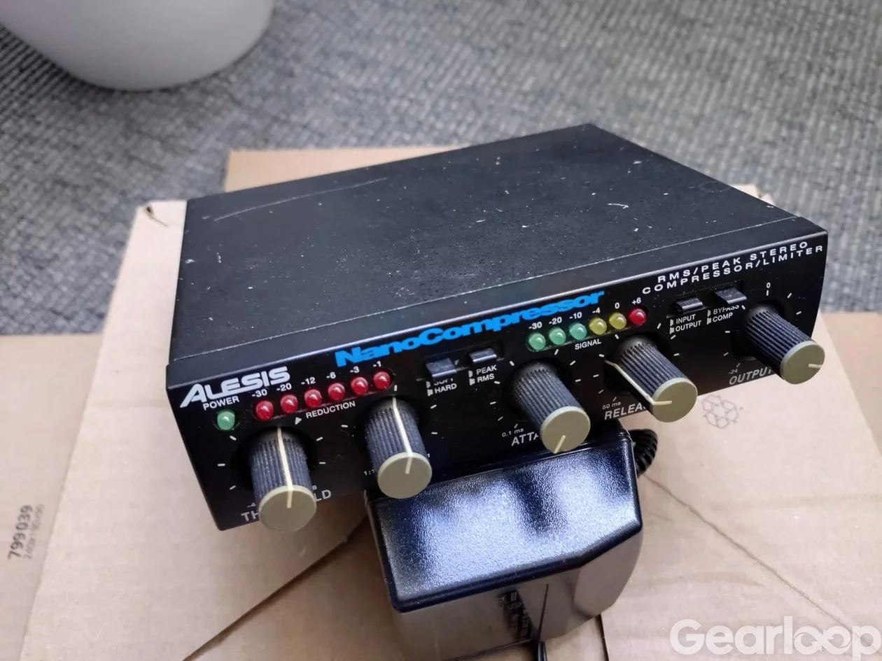 Keystep Pro, TR-6S, Volca Sample/FM, NanoCompressor m.m. - bild 7