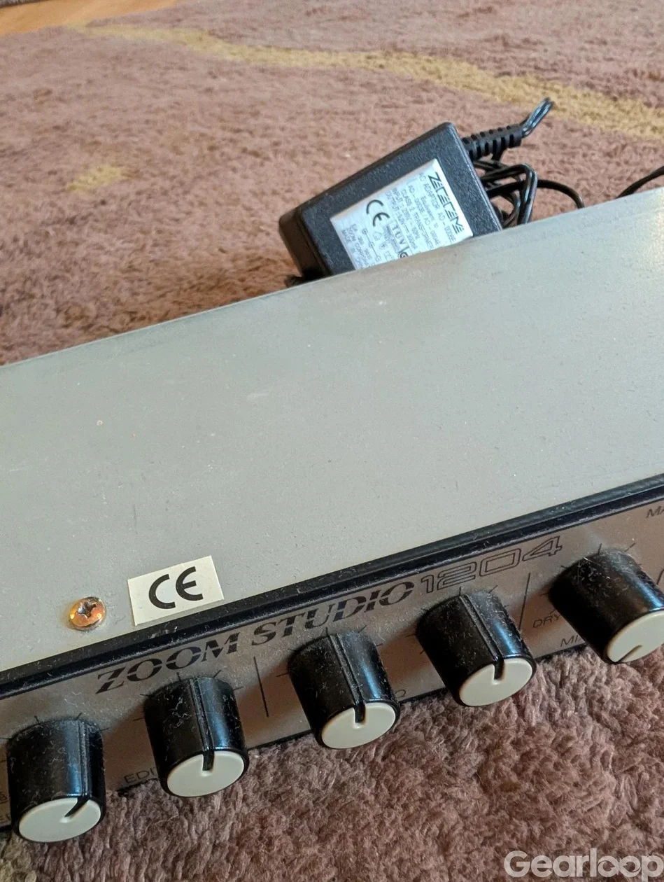 Zoom studio 1204 - bild 2