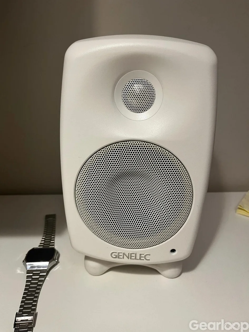 Pair of Genelec 8020D white studio monitors - bild 3
