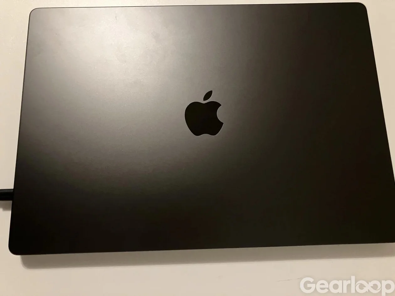 MacBook Pro 16” 2024 M4 Pro space gray - bild 3