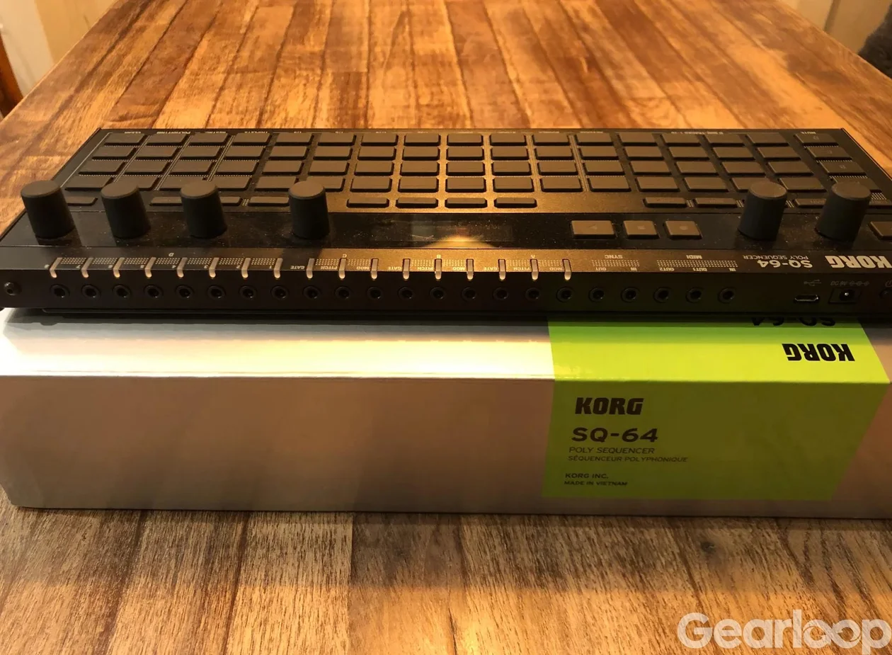 Korg SQ64 i utmärkt skick! - bild 3