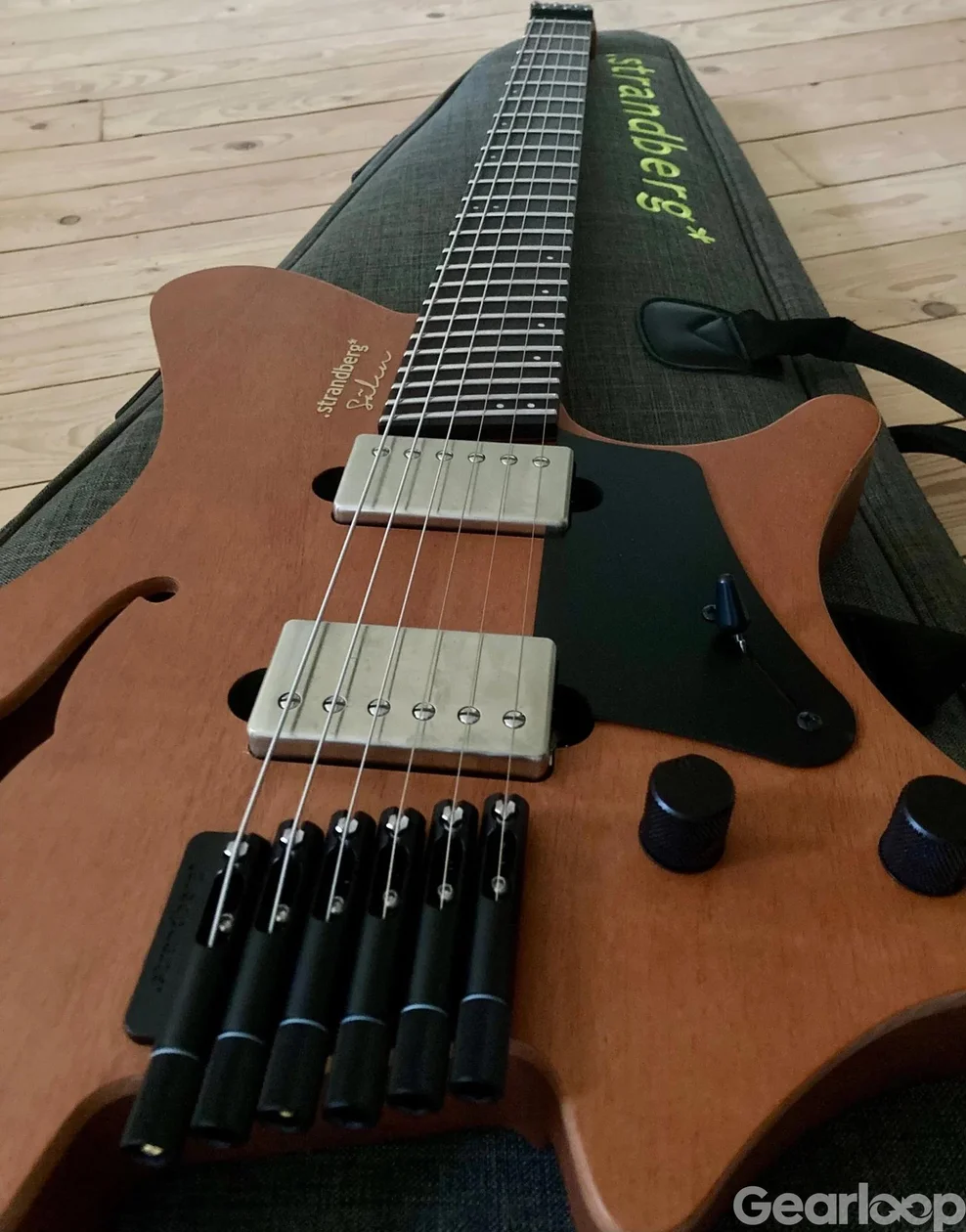 Strandberg Sälen Jazz NX6 Natural + Vital Grip axelband - bild 2