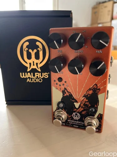 Walrus Audio - Monumental (stereo tremolo)