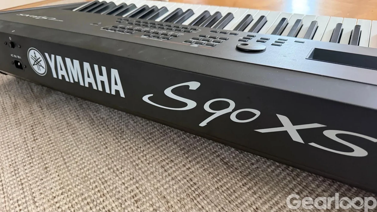 Yamaha S90 XS – 88 tangenter – toppskick - bild 2
