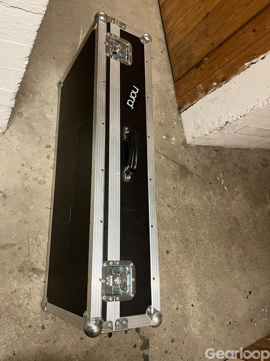 Prophet 5 flightcase - bild 3
