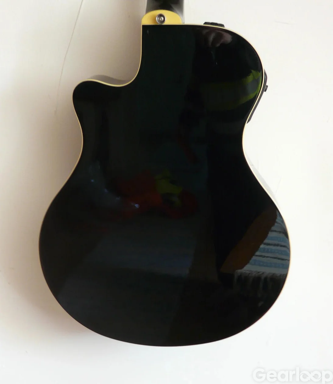Yamaha APX700 - bild 5