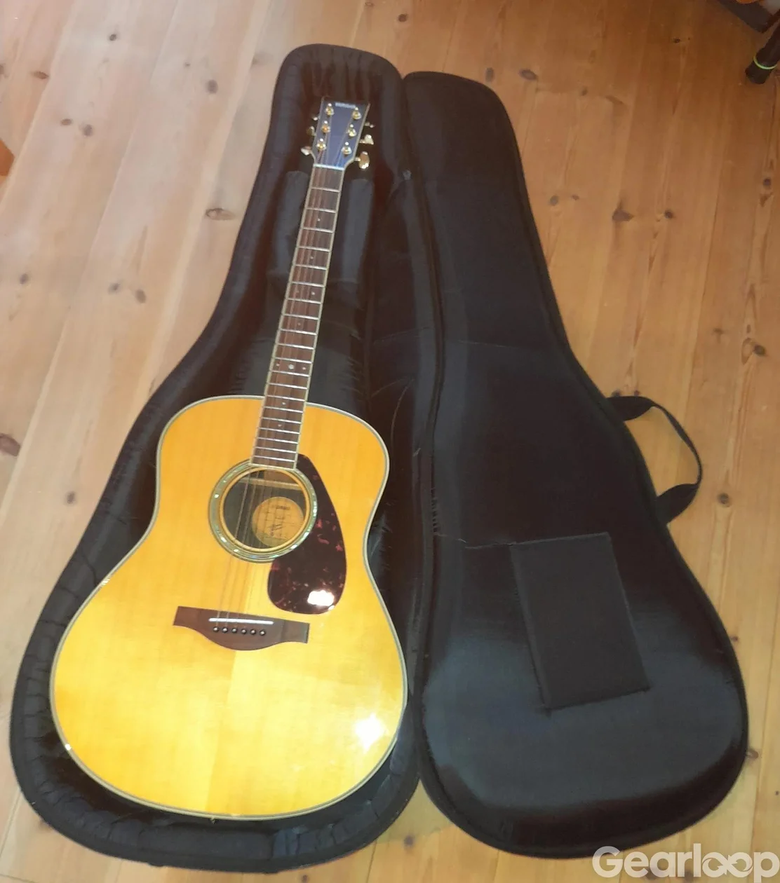 Yamaha LL6 ARE. Vadderat hårdare case. - bild 7