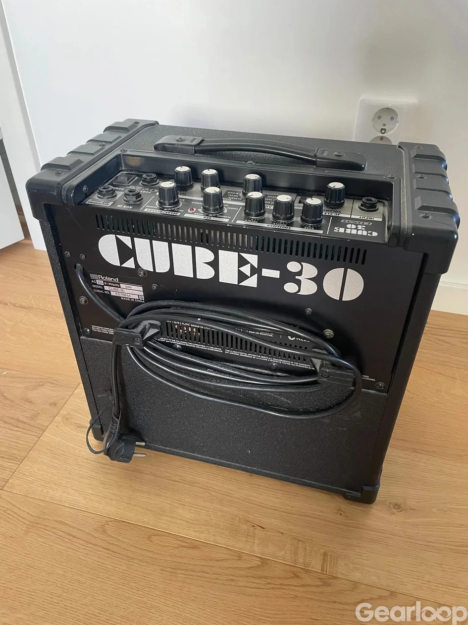 Roland Cube-30 - bild 2