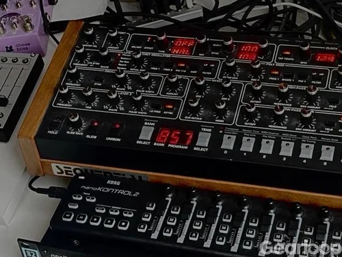 Prophet 6 Desktop