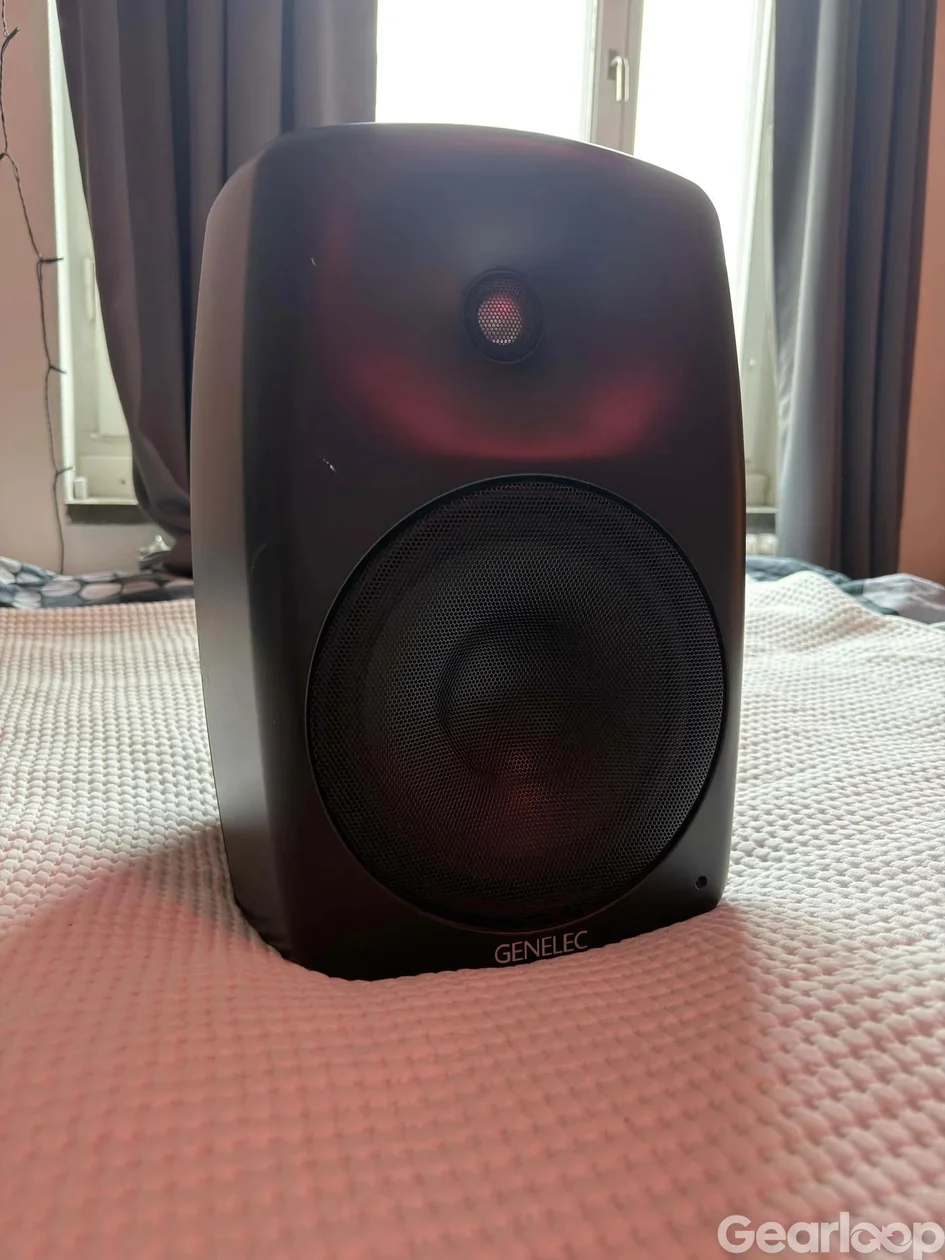 Svart Genelec 8050A (1 Styck) - bild 2