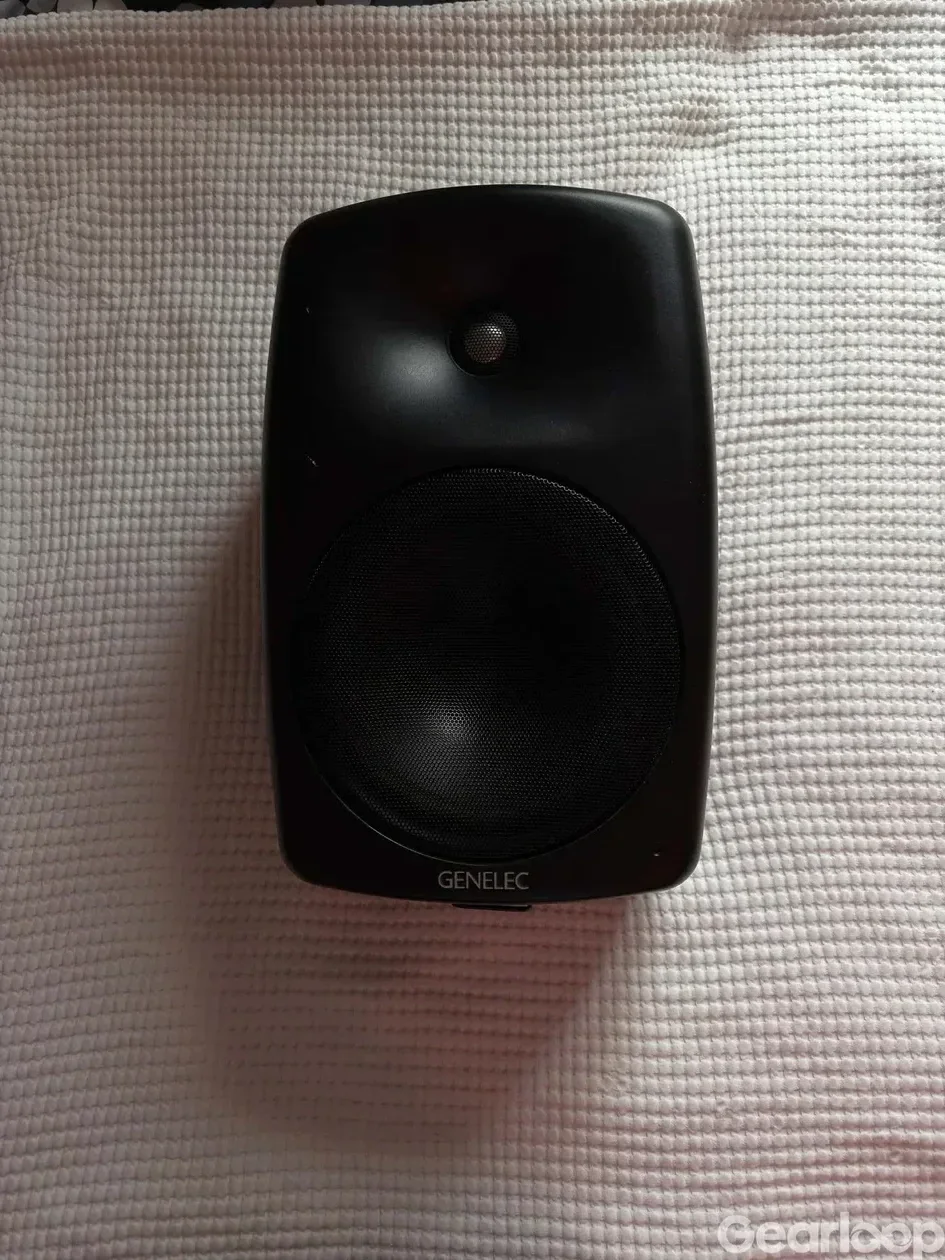 Svart Genelec 8050A (1 Styck) - bild 1