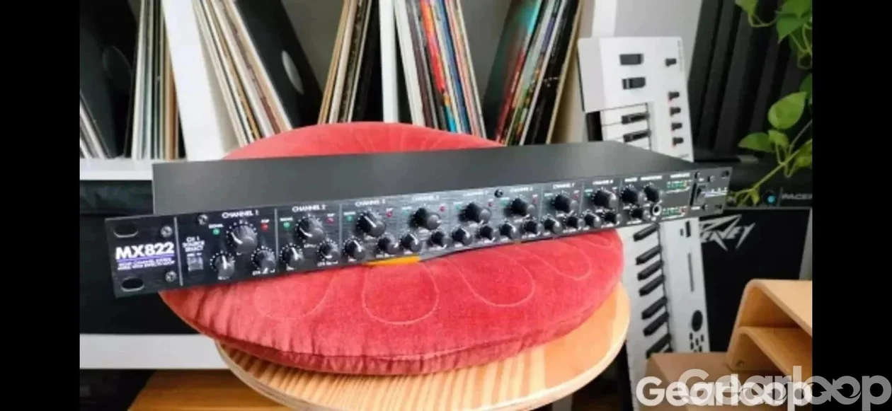 ART MX822 8a-kanalig stereomixer - bild 1