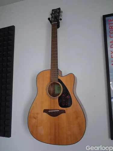 Yamaha FGX800C stålsträngad akustisk gitarr