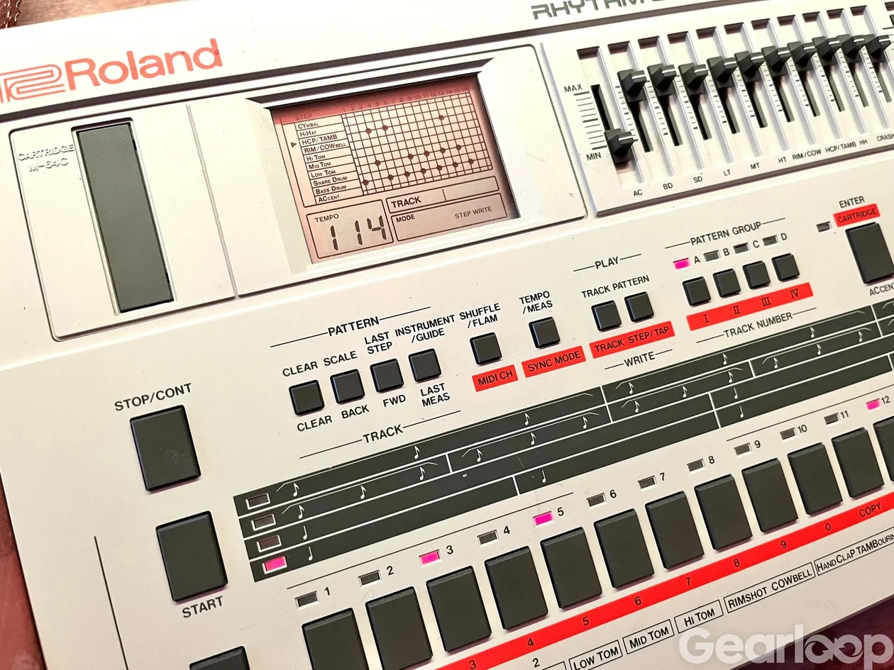 HKA Roland TR-707 + extras - bild 3