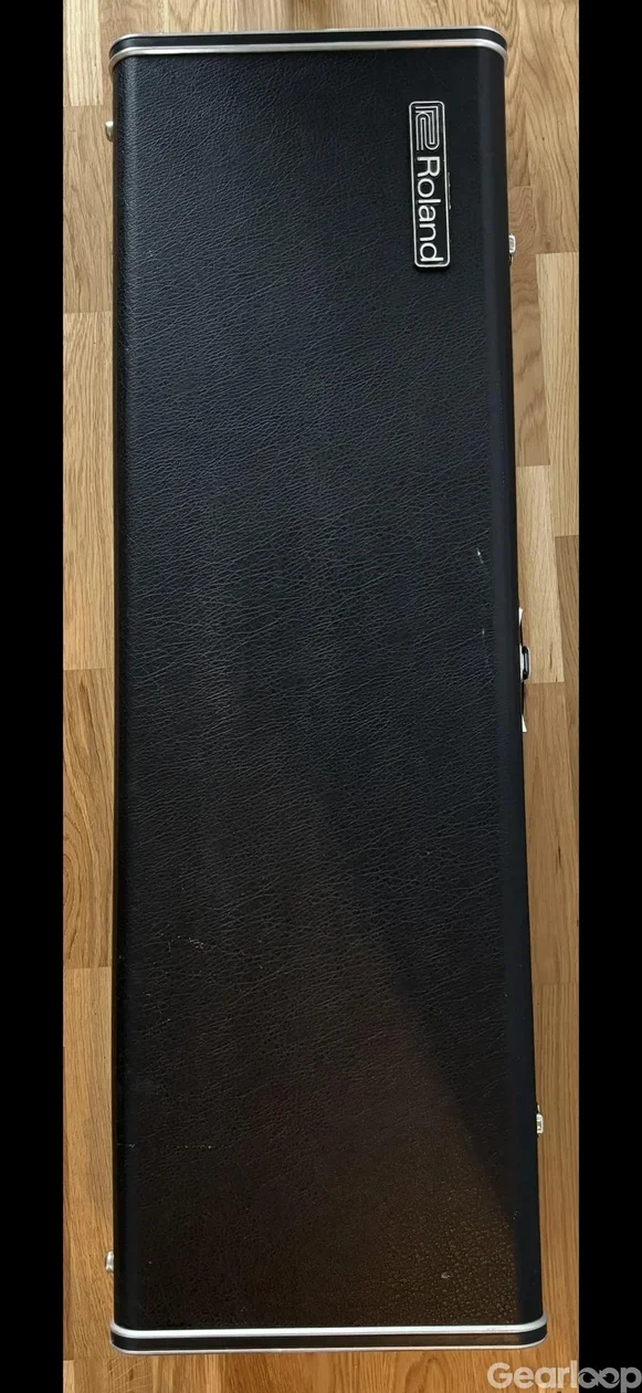 SH-1000 i väldigt bra skick. Inkl hard case. - bild 4