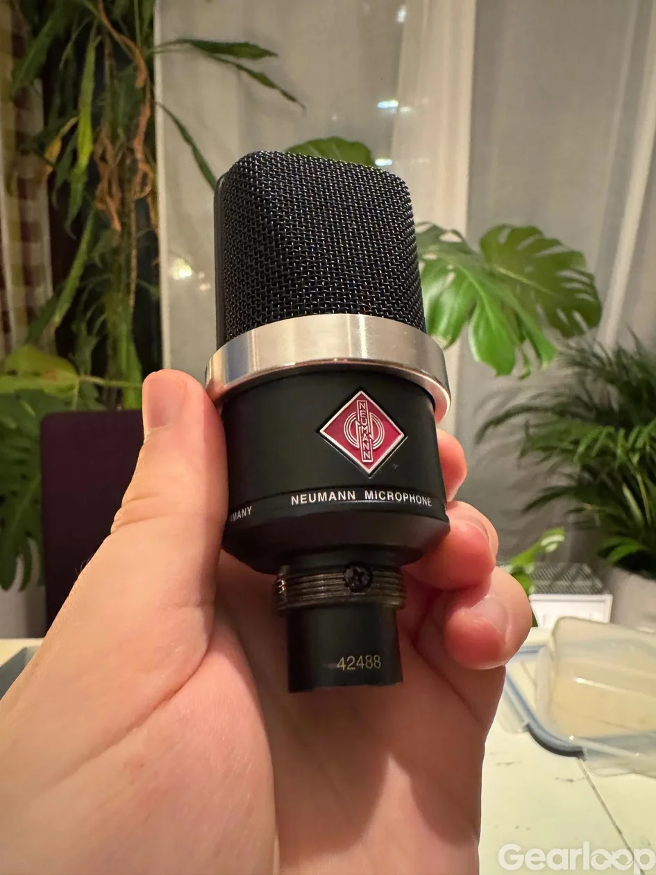Neumann TLM 102 bk Studio Set (Svart) – Komplett i kartong - bild 3