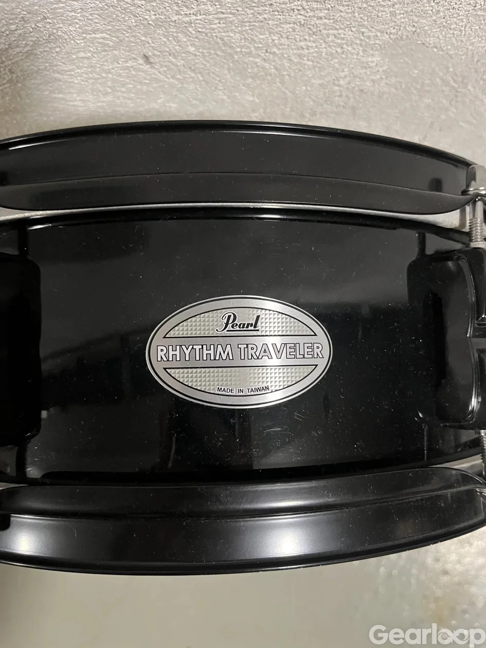 Trumset med virvel, golvpuka, baskagge, hi-hat och cymbal - bild 7